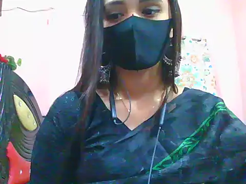 night queeen7 online show from April 5, 2026, 7:53 pm