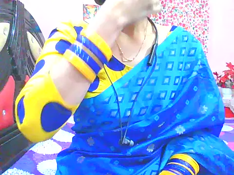 night queeen7 online show from November 25, 2025, 6:52 pm