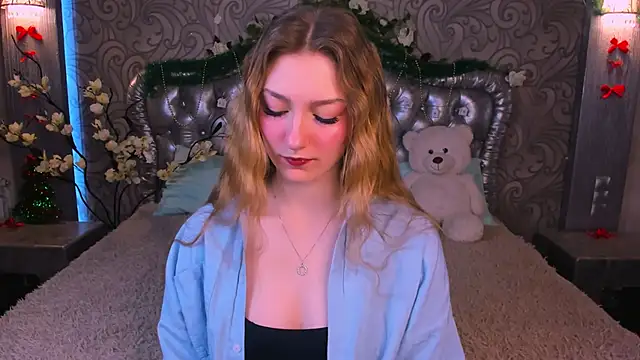 AngelAnabelle online show from January 14, 2026, 8:23 pm