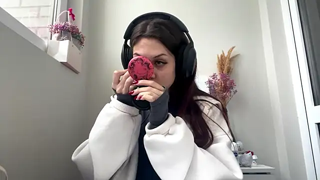 Nayra flash online show from October 15, 2025, 1:19 pm