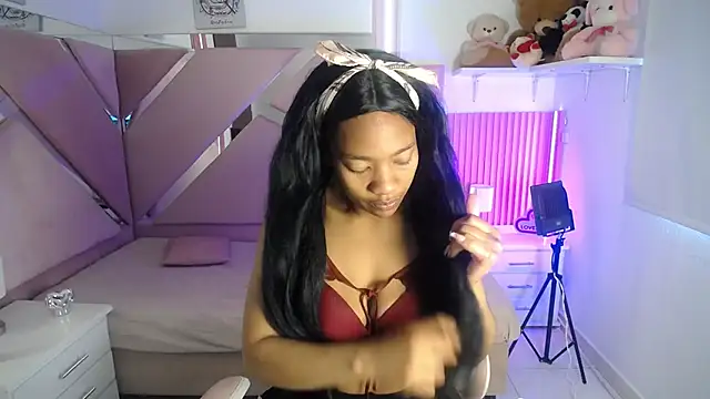 Charlotte ebony  online show from October 16, 2025, 12:57 pm