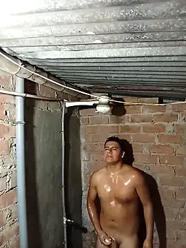 Alex321Flores online show from February 15, 2026, 12:00 am