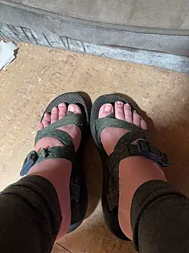 allnaturalmermaid online show from March 8, 2026, 11:02 am