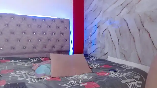 Stefany Andruw online show from February 5, 2026, 1:56 am