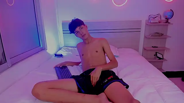 luccas ferreira online show from December 2, 2025, 7:48 pm