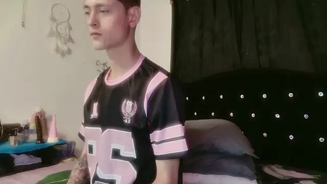 Tyler cat online show from February 5, 2026, 12:34 pm