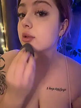 Snapshot of KellyMoors chatting on March 4, 2026, 2:08 am KellyMoors online show from March 4, 2026, 2:08 am