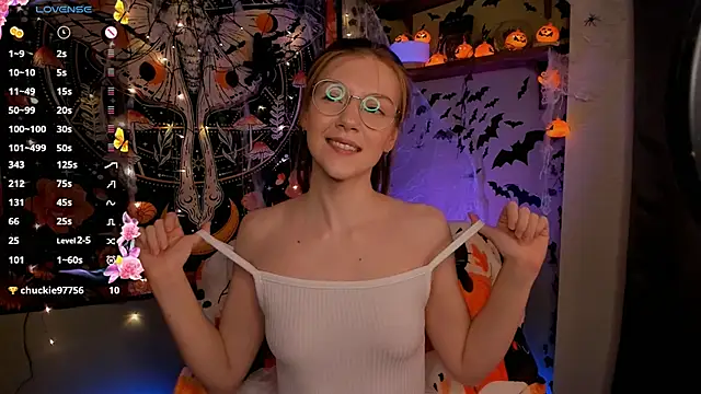 lyra thenymph online show from October 24, 2025, 10:36 am