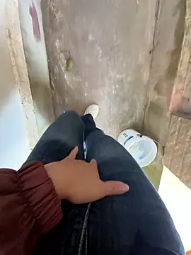 Lili 2love online show from November 20, 2025, 2:12 am