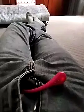 Lili 2love online show from November 6, 2025, 8:07 am