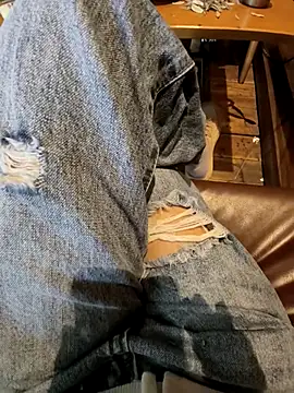 Lili 2love online show from November 21, 2025, 1:15 am