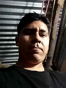 Travieso loco9 online show from April 20, 2026, 11:06 pm