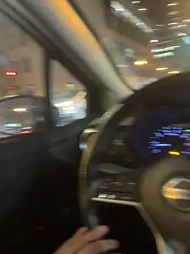 ayrtonmen online show from November 17, 2025, 11:31 pm