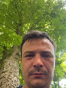 Snapshot of viktor1992-1-1 chatting on June 19, 2026, 9:37 am viktor1992-1-1 online show from June 19, 2026, 9:37 am