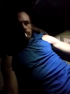 LetMeLiqU online show from October 17, 2025, 7:55 am