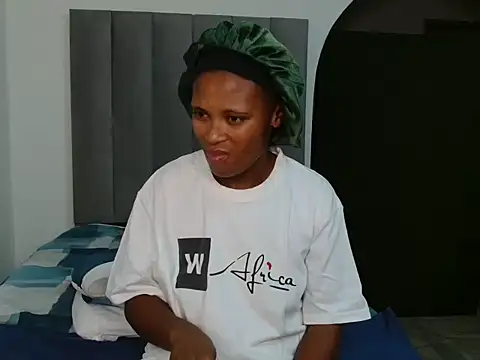 Sex bomb30 online show from October 26, 2025, 9:15 pm