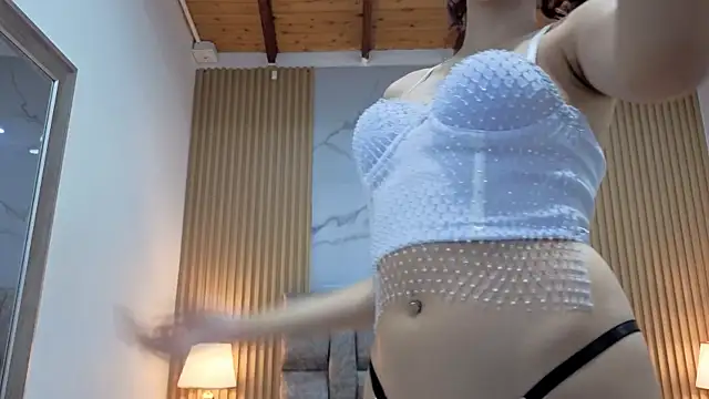 Snapshot of angel__kiss chatting on February 5, 2026, 11:28 am angel kiss online show from February 5, 2026, 11:28 am