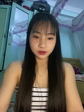 Snapshot of banlinh004 chatting on March 11, 2026, 3:28 pm banlinh004 online show from March 11, 2026, 3:28 pm