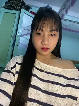 Snapshot of banlinh004 chatting on March 12, 2026, 4:00 pm banlinh004 online show from March 12, 2026, 4:00 pm