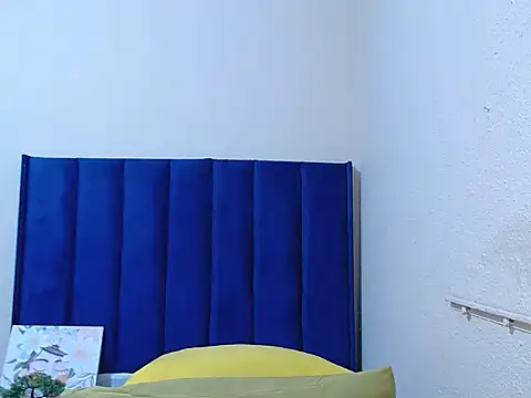 SweetJuicyPussy97 online show from July 29, 2026, 7:13 pm