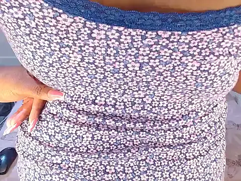 SweetJuicyPussy97 online show from August 5, 2026, 7:08 pm