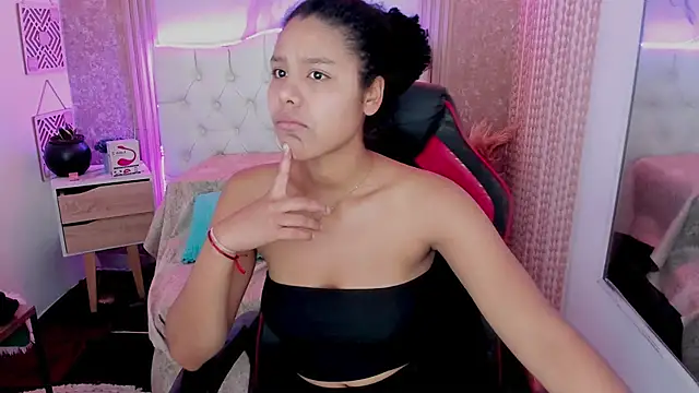 AriaVega online show from February 20, 2026, 12:51 pm