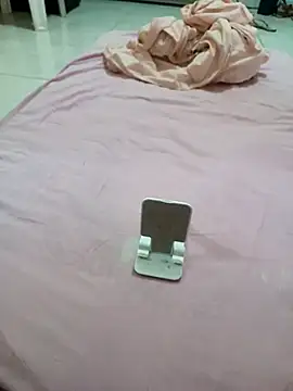 felipinho000777 online show from October 23, 2025, 12:53 am