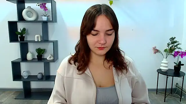 OliviaMontgommery online show from October 11, 2025, 5:08 am