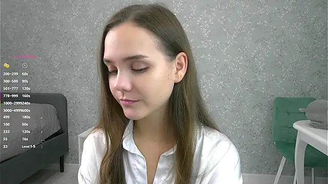 SweetSaraPie online show from October 18, 2025, 6:54 pm