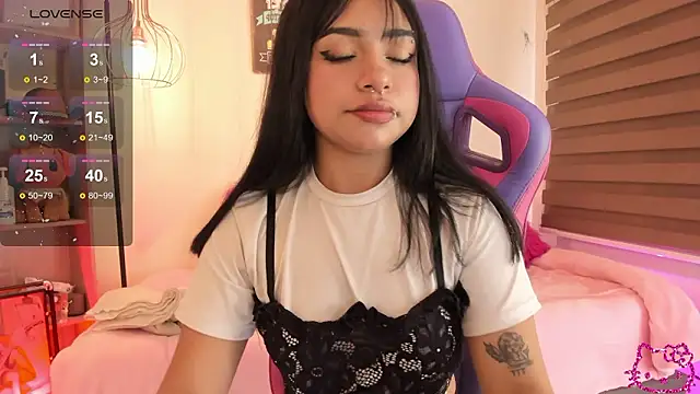 emma soffia online show from March 9, 2026, 6:55 pm