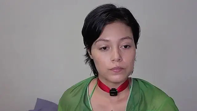 Qadeshoficial online show from June 24, 2026, 7:01 pm