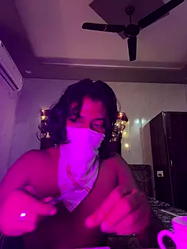 Ujjwallkumar0069 online show from October 9, 2025, 5:02 pm