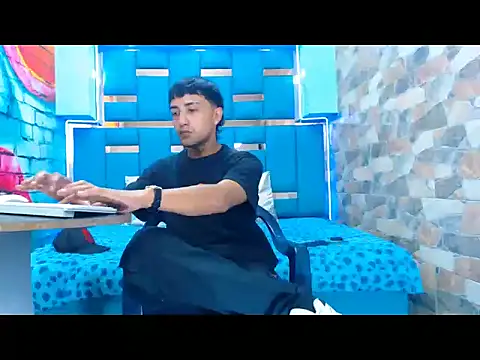 dazo vnzl12 online show from October 23, 2025, 7:45 pm