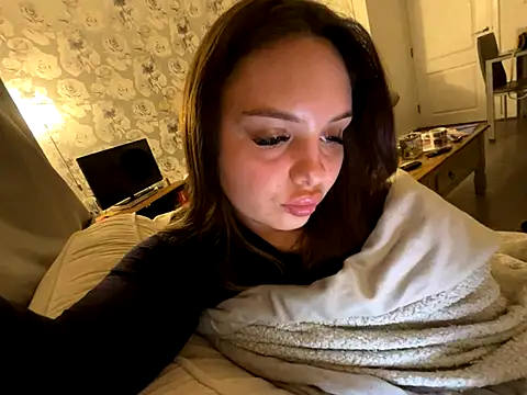 EllaStarrxxx online show from October 10, 2025, 1:17 am