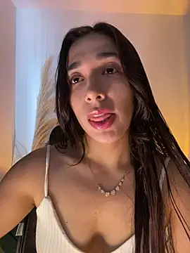 Snapshot of SabrinaEvanss_ chatting on July 11, 2026, 9:15 pm SabrinaEvanss online show from July 11, 2026, 9:15 pm