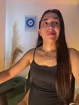 Snapshot of SabrinaEvanss_ chatting on June 26, 2026, 8:03 pm SabrinaEvanss online show from June 26, 2026, 8:03 pm