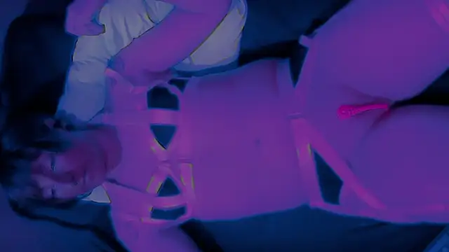 Moonless Joy online show from October 20, 2025, 8:42 pm