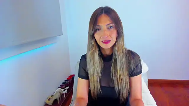 Velourmuse online show from June 11, 2026, 11:02 pm