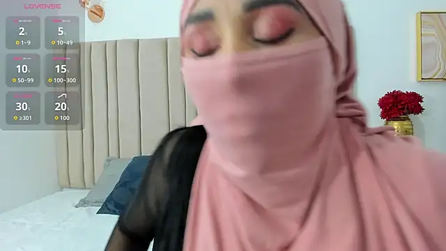  alishaa c online show from October 11, 2025, 2:45 am