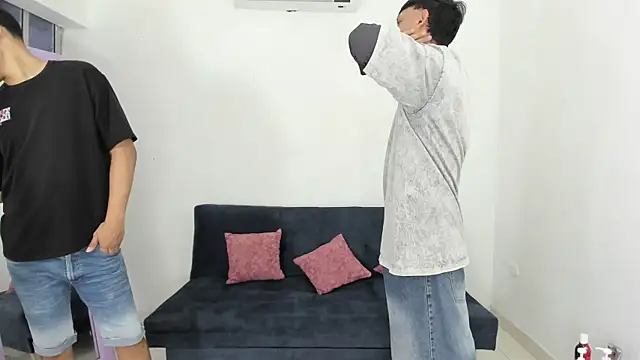 amazinghotgirl online show from November 26, 2025, 7:36 pm