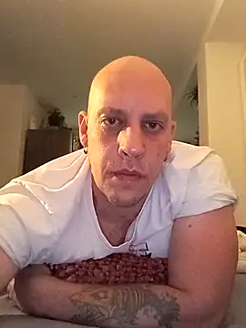 Kobradera1984 online show from October 30, 2025, 10:50 pm