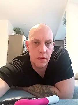 Kobradera1984 online show from January 14, 2026, 7:12 am