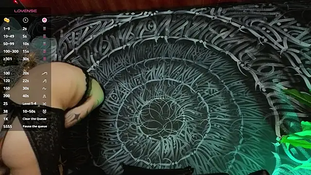 dahlia darkwood online show from December 16, 2025, 3:22 am