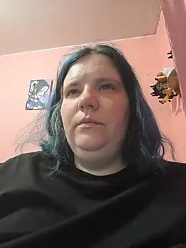  alexandra ray  online show from May 22, 2026, 1:31 pm