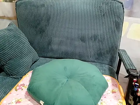 Snapshot of Azura_a chatting on July 22, 2026, 6:48 am Azura a online show from July 22, 2026, 6:48 am