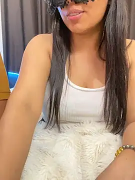 vickyandtania online show from January 31, 2026, 7:12 pm