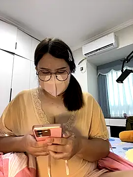 Snapshot of lele888 chatting on October 31, 2025, 7:16 am lele888 online show from October 31, 2025, 7:16 am