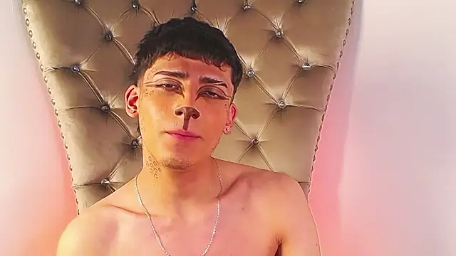 MateoMitchell online show from October 27, 2025, 5:08 am