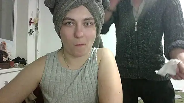 Twolatte1520 online show from February 27, 2026, 7:35 pm