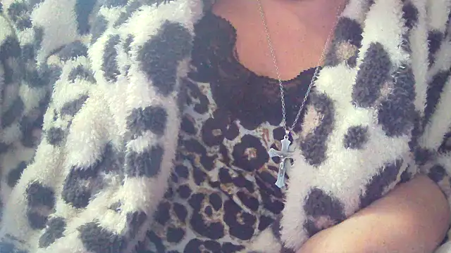 Playful MILF Demi online show from February 14, 2026, 11:10 am